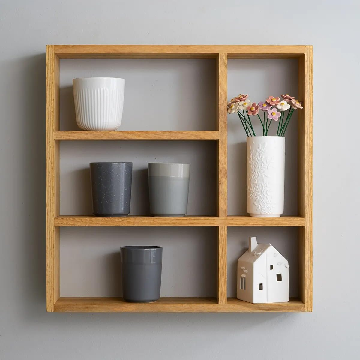 61QgUFNtCuL._SL1200_ KRAYOG Five-Compartment Wooden Wall-Mounted Shelf – Light-Burnished Finish for Kitchen Mugs and Collectible Figurines Display - Image 1